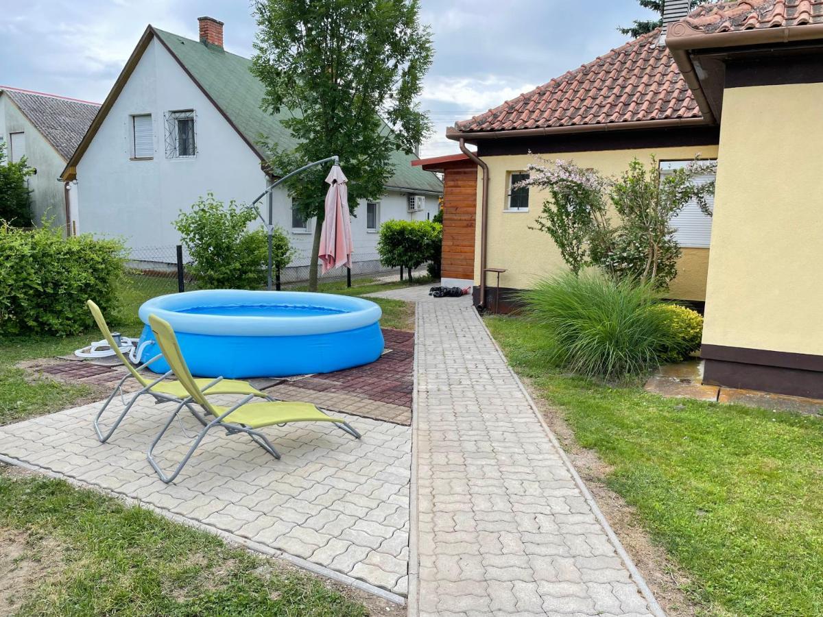 Villa Agnes Nyaralohaz Balatonmáriafürdő Exterior foto